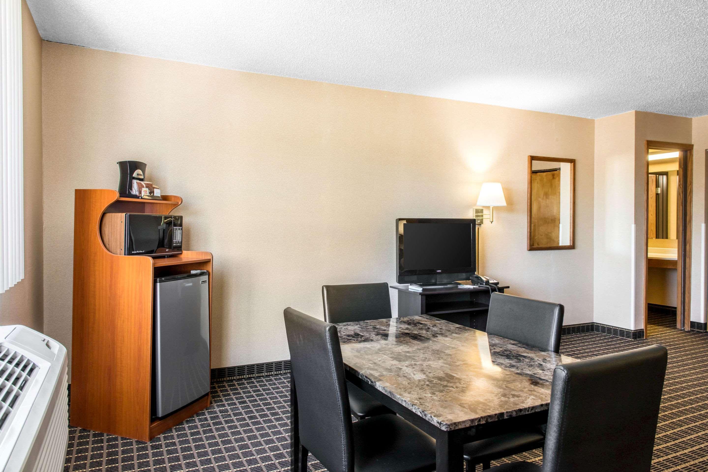 Quality Inn Meadville Dış mekan fotoğraf